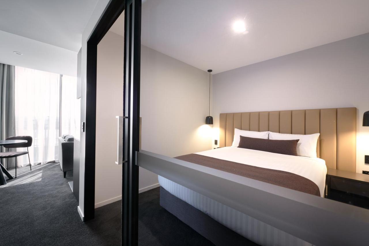 Abode Belconnen Hotel Canberra Bagian luar foto
