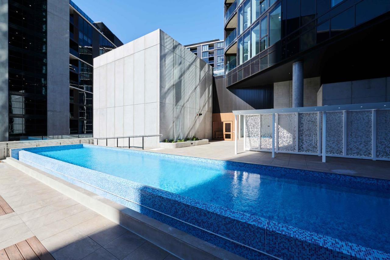 Abode Belconnen Hotel Canberra Bagian luar foto