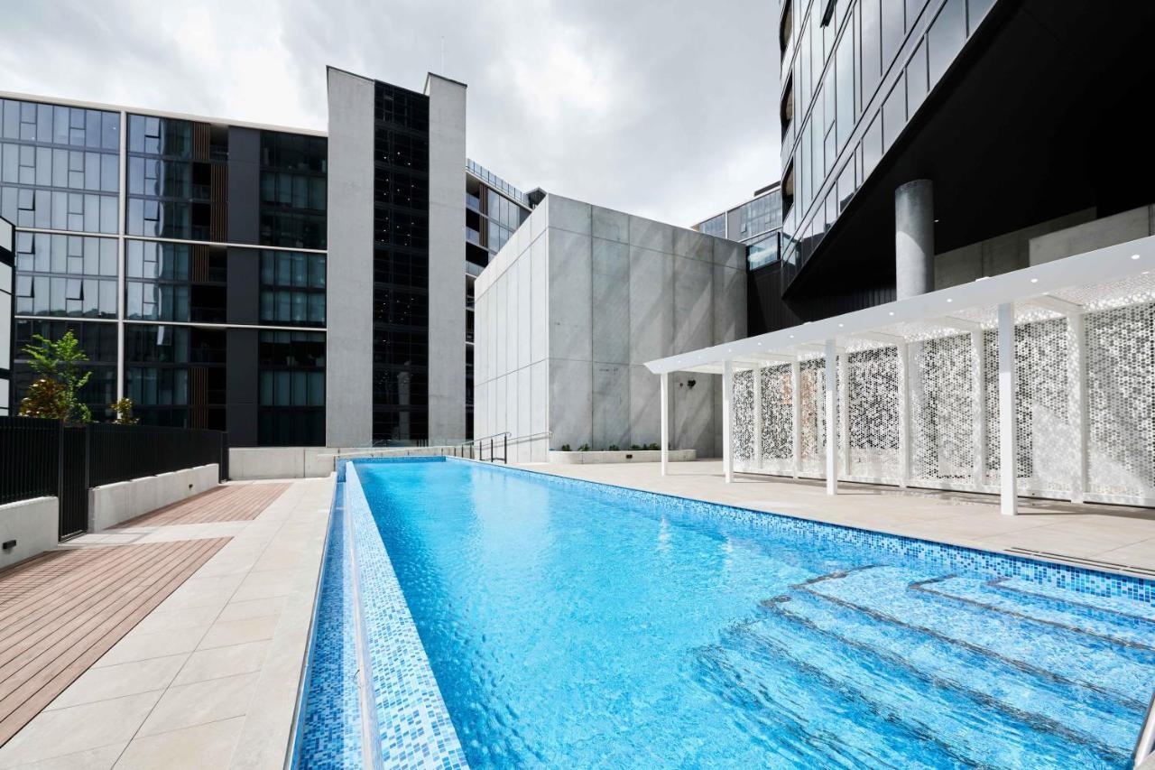 Abode Belconnen Hotel Canberra Bagian luar foto