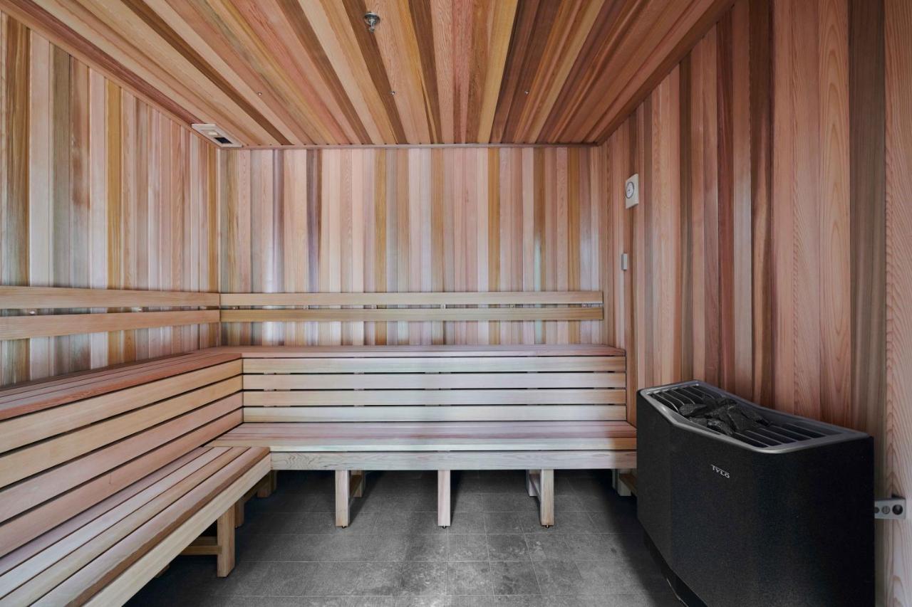 Abode Belconnen Hotel Canberra Bagian luar foto